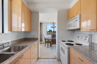 #1405 - 555 13th Street